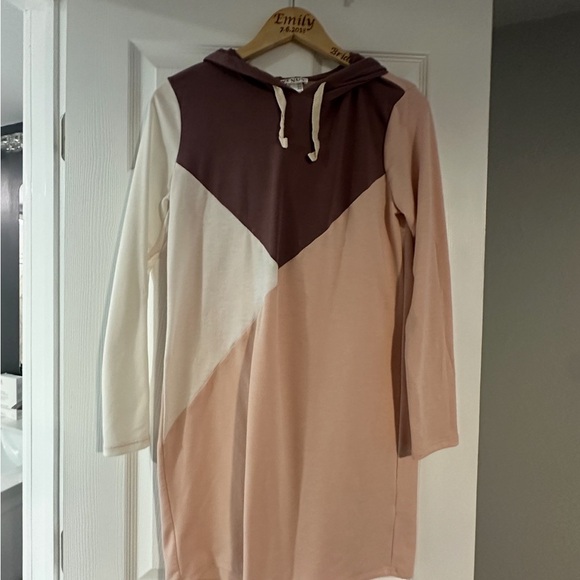 Colorblock Hoodie Dress - Picture 1 of 2
